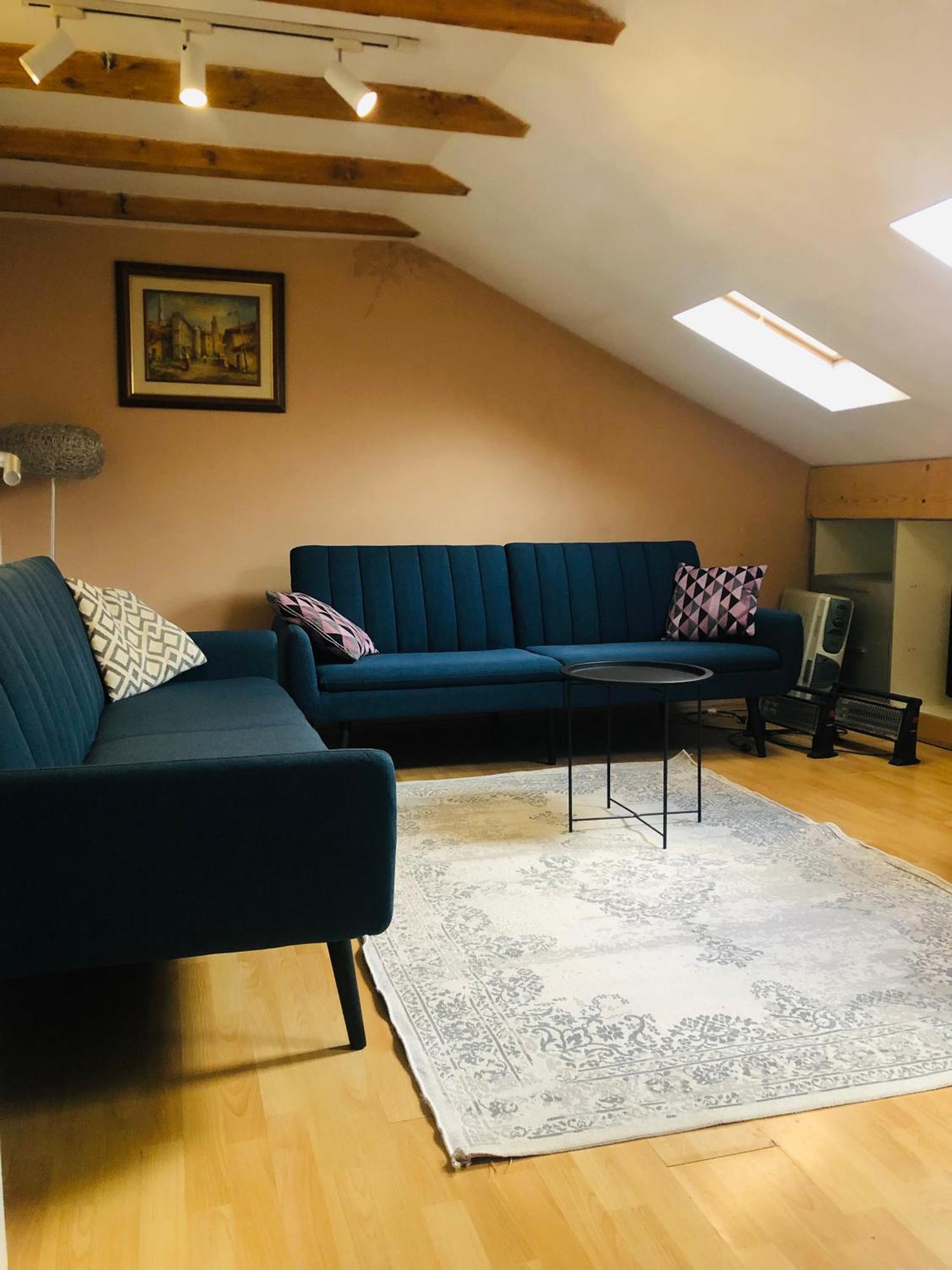 Central Apartment Приштина Экстерьер фото